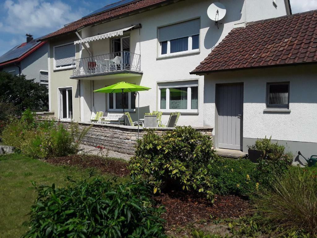 Freundliche Ferienwohnung Mit Grosser Terasse Aichstetten 외부 사진